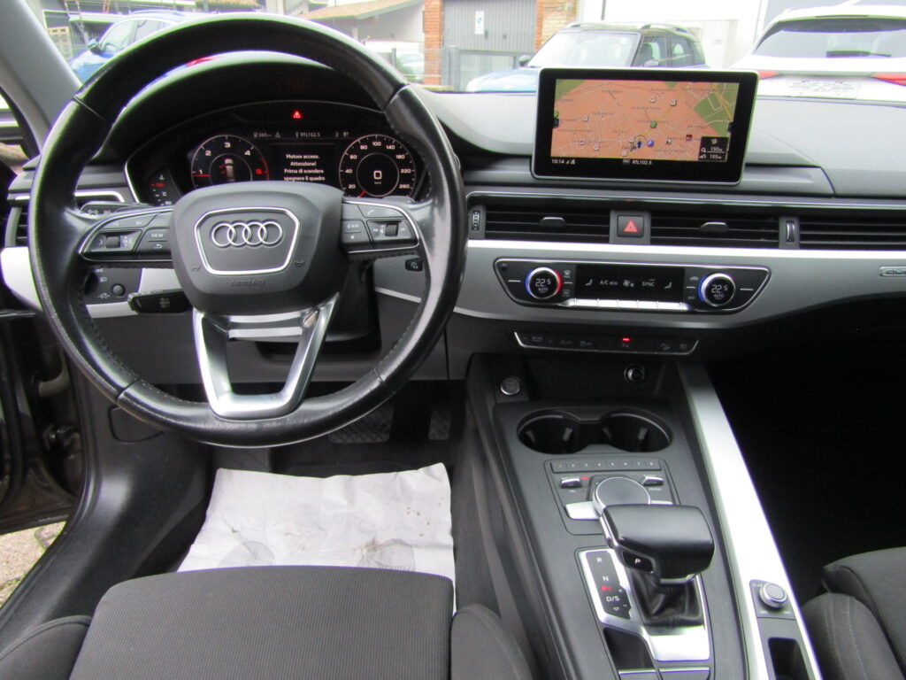 Audi A4 allroad 2.0 TDI BUSINESS 163CV S-TRONIC,CERCHI 18,NAVI,LED